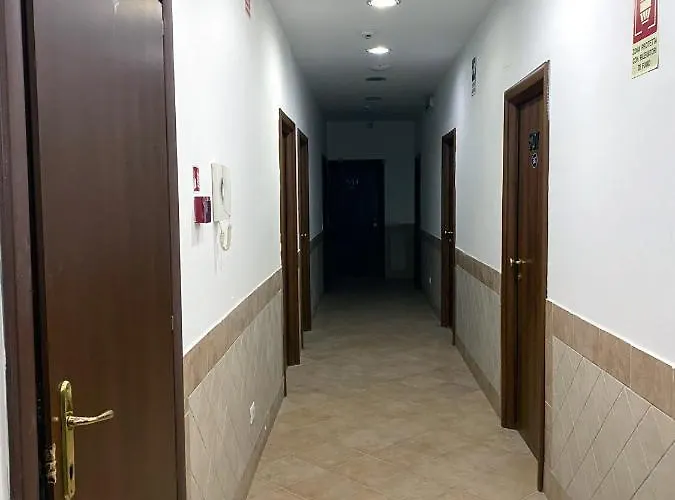 Alex Square Hotel 3*