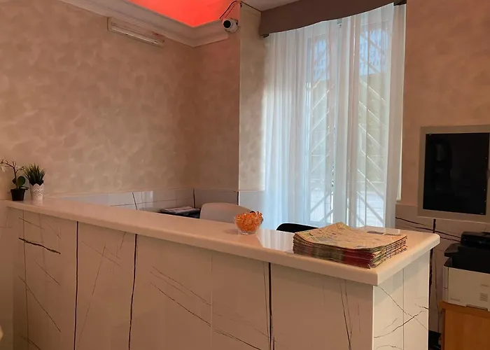 Alex Square Hotel 3*