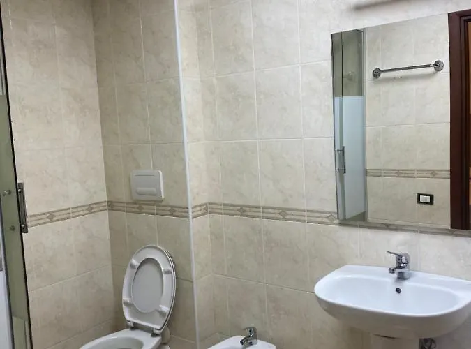 Hotel Alex Square 3*