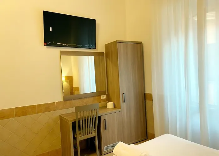 Alex Square Hotel 3*
